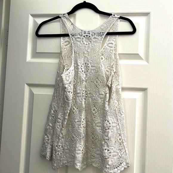 Lace Tank - Picture 2 of 3